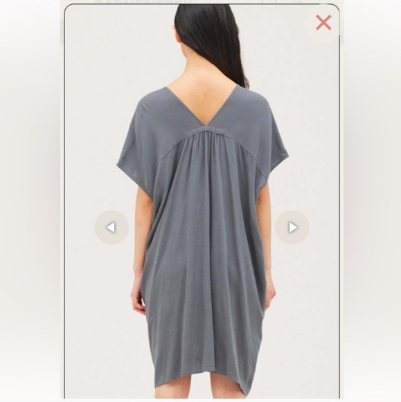 Grade And Gather Boxy Mini Dress Gray V Neck V Back Minimalist Size M/L - Picture 3 of 14